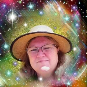 Meet your Posher, Joanne